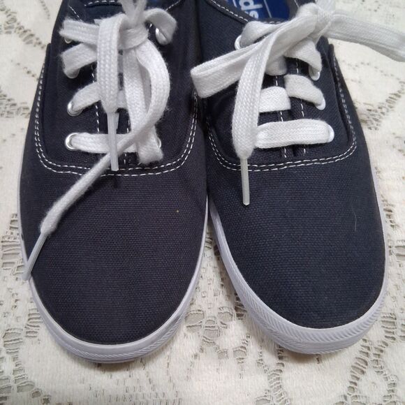 Keds Size 6 Ortholite Lace-Up Fashion Casual Sneakers Navy Canvas Women WF34200M - Picture 2 of 14